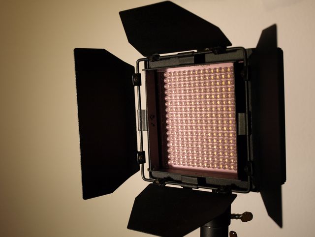 Led Die LED 265 von Coollights. Solides Metallgehäuse und kompakte Größe zum kompakten Preis